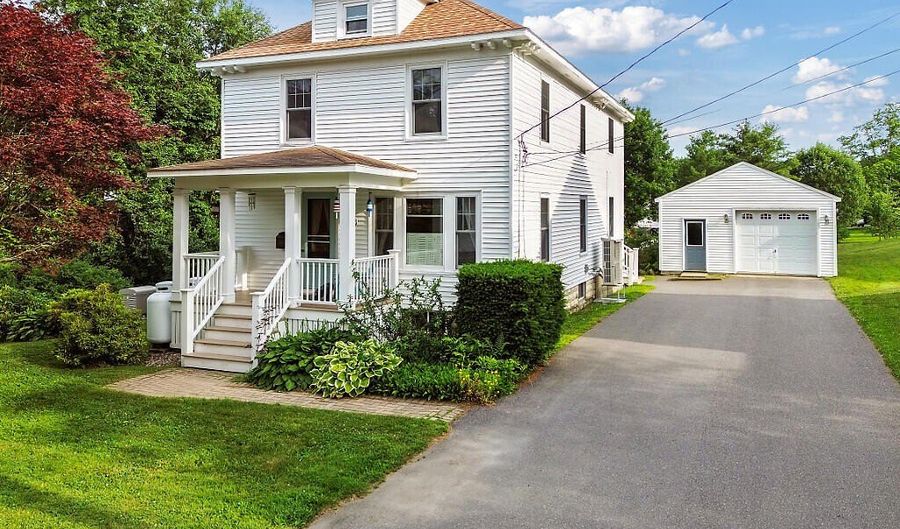 70 Winship St, Bath, ME 04530 - 3 Beds, 3 Bath