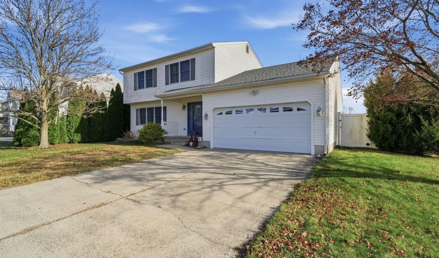 1553 Windward Ave, Beachwood, NJ 08722 - 3 Beds, 2 Bath