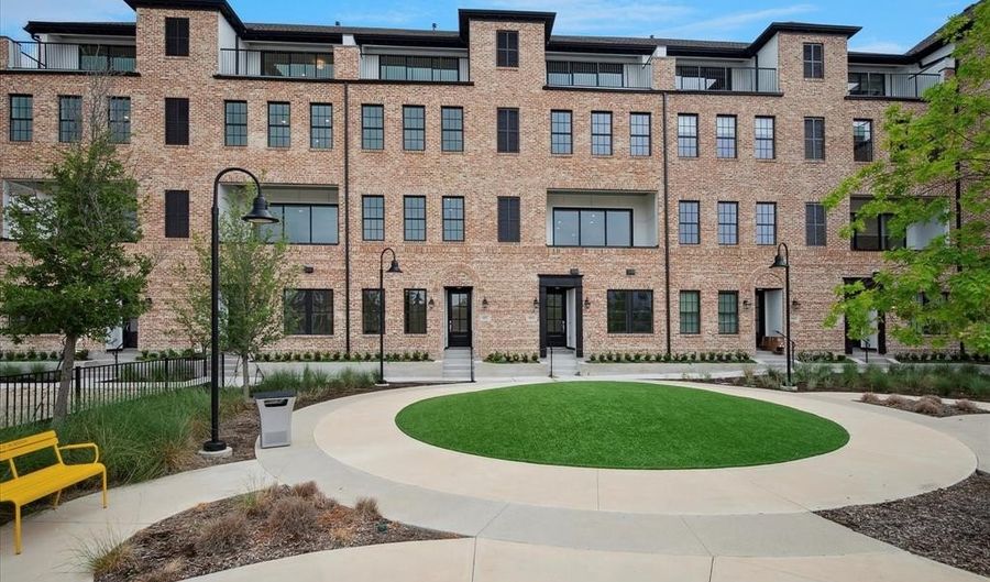 6007 Laurel Ln, Addison, TX 75001 - 4 Beds, 5 Bath