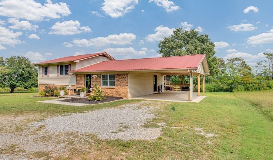 7550 Old Mill Rd, Baxter, TN 38544 - 4 Beds, 2 Bath