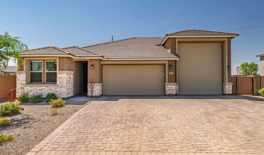 178 S NAPLES Ln, Casa Grande, AZ 85122 - 3 Beds, 2 Bath