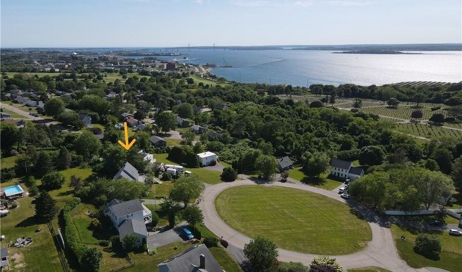 32 J H Dwyer Dr, Middletown, RI 02842 - 4 Beds, 3 Bath