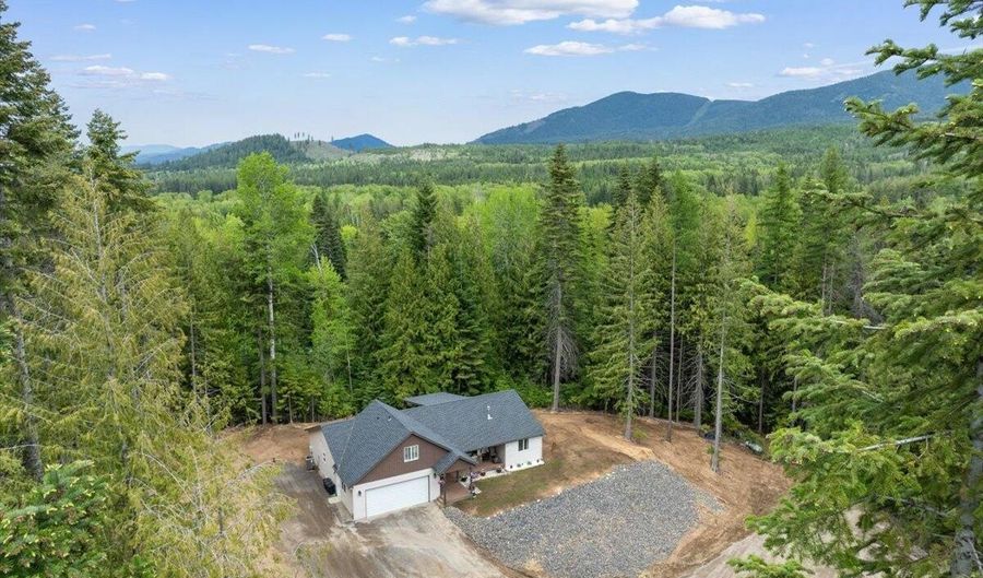 12671 E Trout Pond Rd, Athol, ID 83801 - 4 Beds, 3 Bath