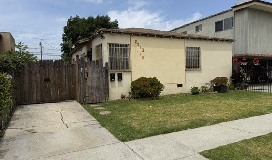 2213 S Spaulding, Los Angeles, CA 90016 - 3 Beds, 2 Bath