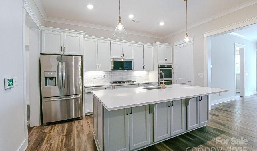 4714 Blanchard Way, Charlotte, NC 28226 - 3 Beds, 3 Bath