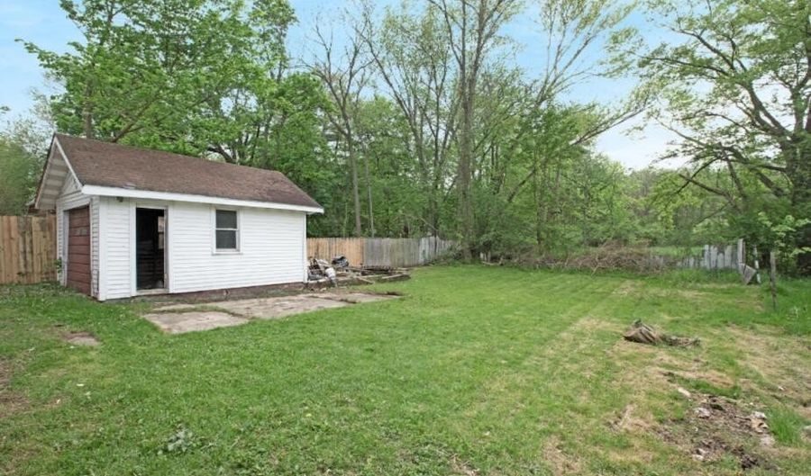 806 S Eaton St, Albion, MI 49224 - 4 Beds, 2 Bath
