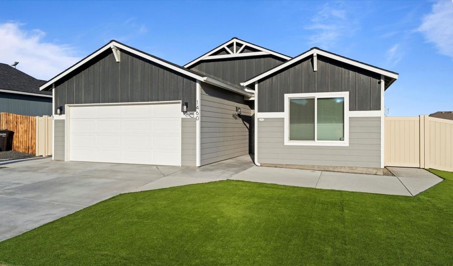 1460 13th St, Benton City, WA 99320 - 3 Beds, 2 Bath