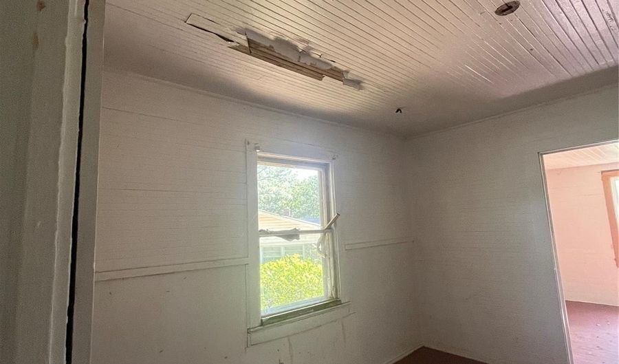 603 Marion St, Badin, NC 28009 - 2 Beds, 1 Bath