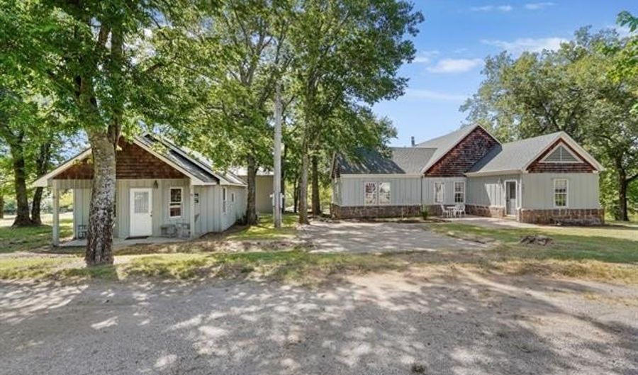 5055 E 425 Rd, Adair, OK 74330 - 2 Beds, 3 Bath