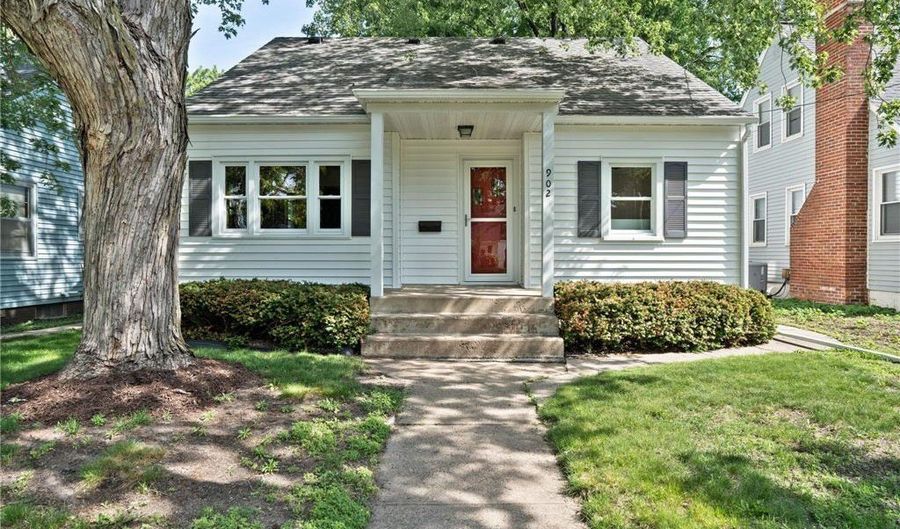 902 11th Ave SW, Austin, MN 55912 - 4 Beds, 3 Bath