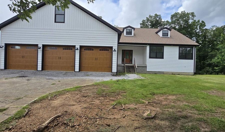 1209 Carl Crisp Rd, Almo, KY 42020 - 3 Beds, 3 Bath
