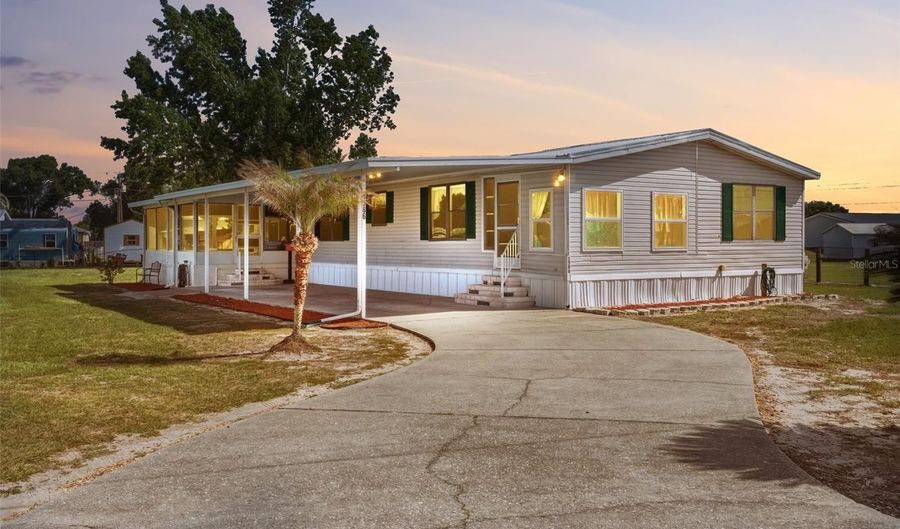 1586 NE GRAPEFRUIT St, Arcadia, FL 34266 - 3 Beds, 2 Bath