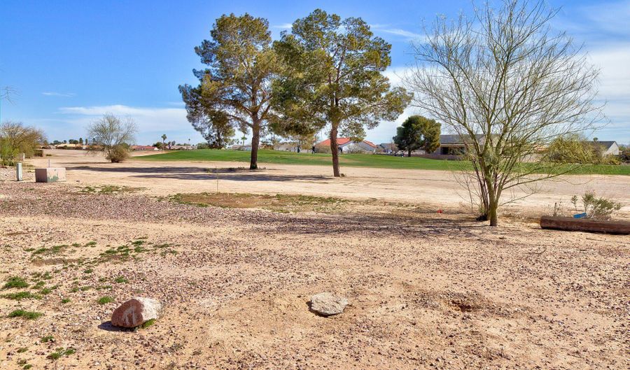 15047 S MOON VALLEY Rd, Arizona City, AZ 85123 - 3 Beds, 3 Bath
