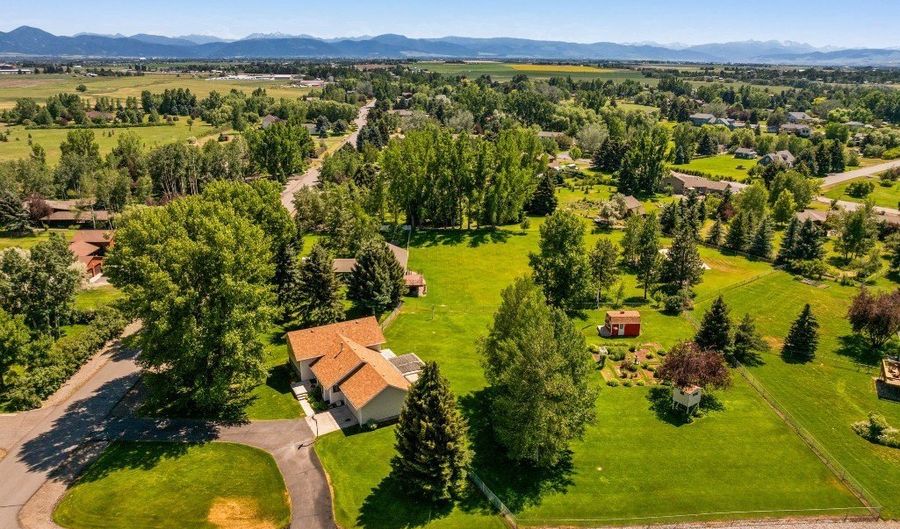 353 Sacajawea Peak Dr, Bozeman, MT 59718 - 4 Beds, 3 Bath