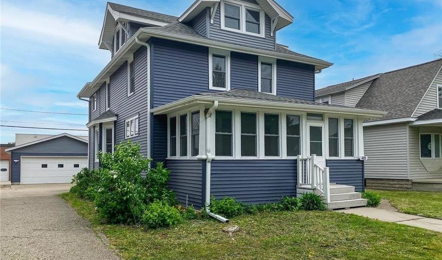 409 W Adams St, Arlington, MN 55307 - 4 Beds, 3 Bath