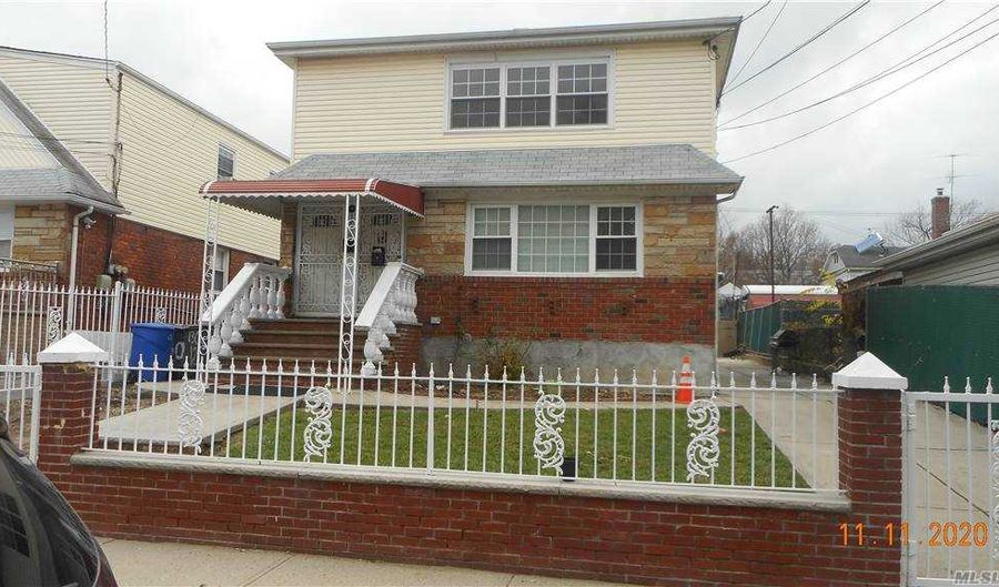 130-12 129th St, South Ozone Park, NY 11420 - 3 Beds, 1 Bath