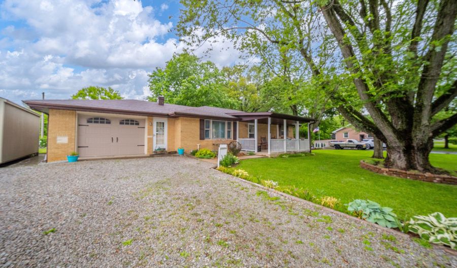 2900 Helms Rd, Anderson, IN 46016 - 4 Beds, 3 Bath