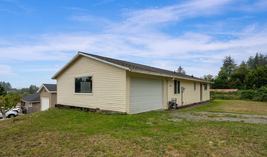 6670 SEATTLE Ave, Bay City, OR 97107 - 3 Beds, 1 Bath