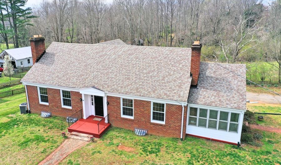 154 Ned Brown Rd, Amherst, VA 24521 - 4 Beds, 3 Bath