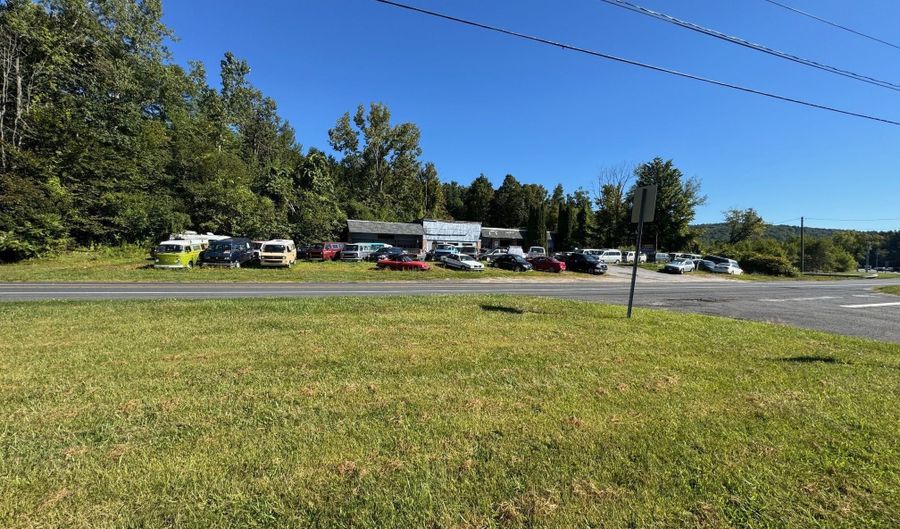 404 New Hartford Rd, Barkhamsted, CT 06063 - 0 Beds, 2 Bath