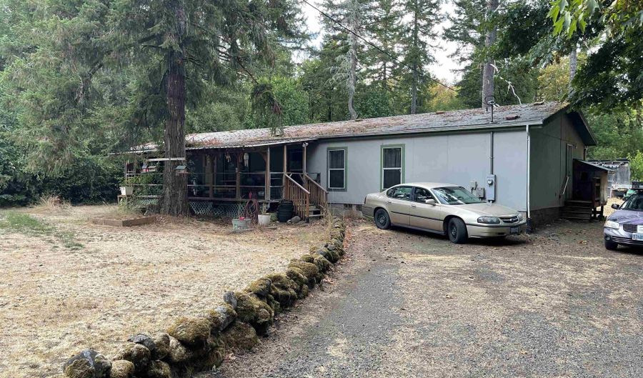 8295 King Rd, Grand Ronde, OR 97347 - 4 Beds, 2 Bath