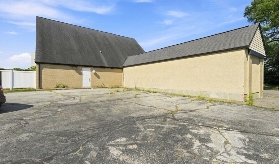2290 S Hamilton Rd, Columbus, OH 43232 - 0 Beds, 0 Bath