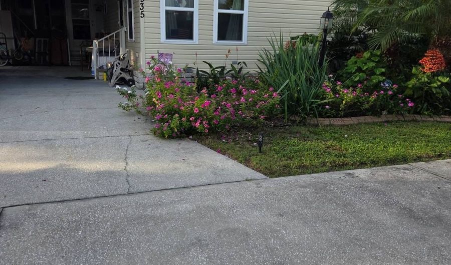 935 Ridge Dr, Auburndale, FL 33813 - 3 Beds, 2 Bath