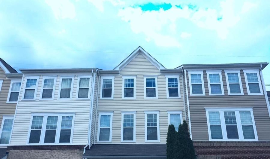 25049 GREEN MOUNTAIN Ter, Aldie, VA 20105 - 3 Beds, 4 Bath