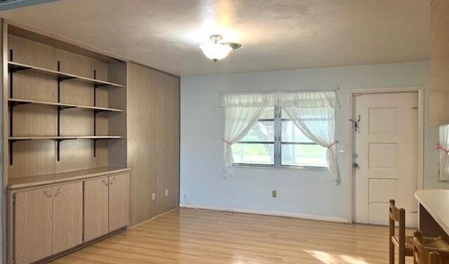 100 Royal Palm Way, Belle Glade, FL 33430 - 3 Beds, 2 Bath