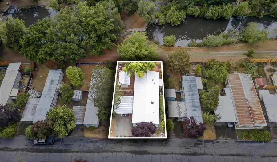 321 Clay St Spc 62, Ashland, OR 97520 - 3 Beds, 2 Bath