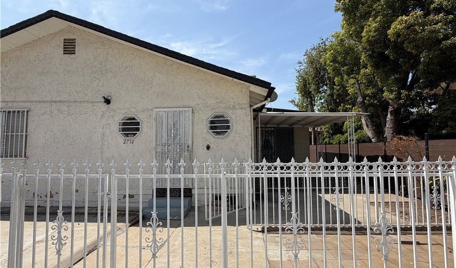 2712 W Hellman, Alhambra, CA 91803 - 4 Beds, 3 Bath