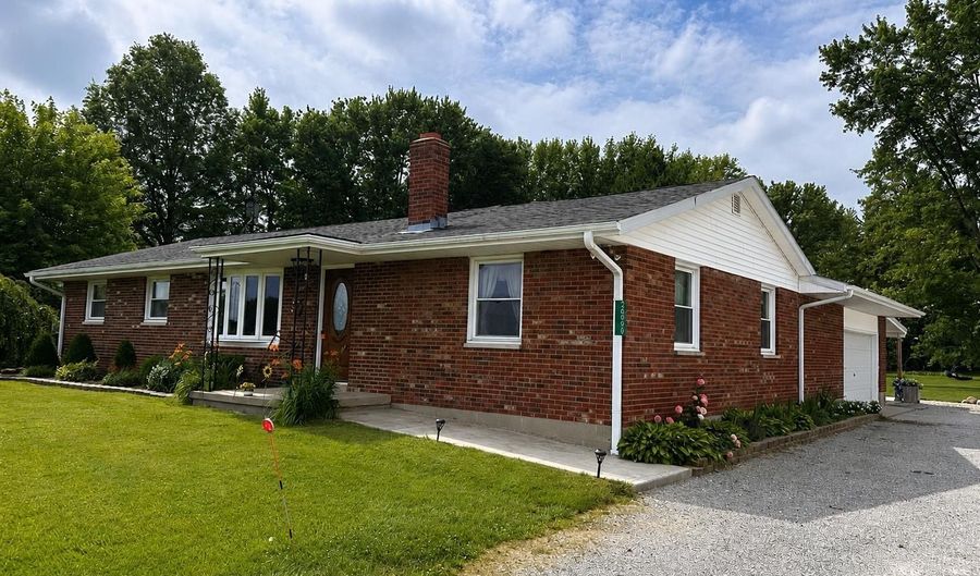 26098 State Road 46, Batesville, IN 47006 - 4 Beds, 2 Bath