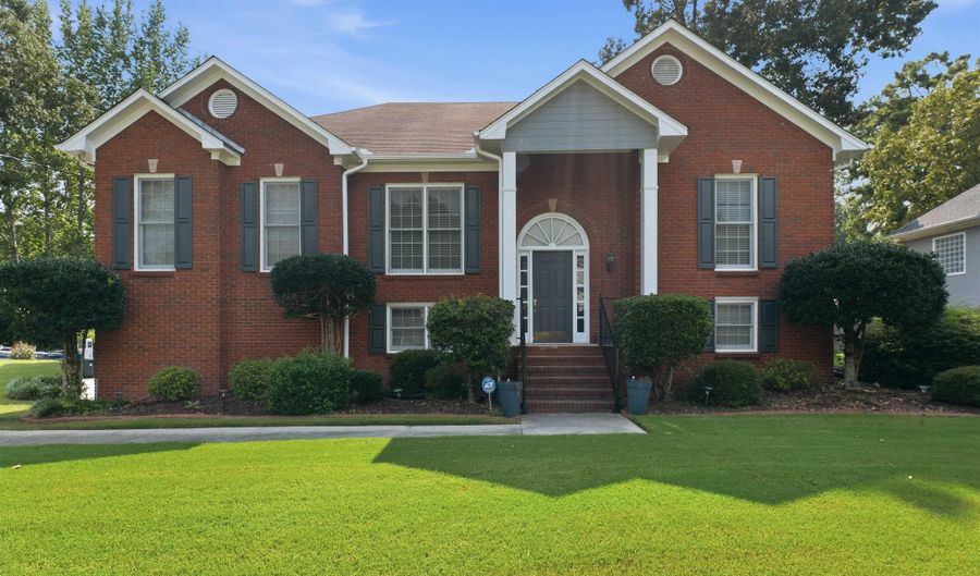 120 KENTWOOD Trl, Alabaster, AL 35007 - 4 Beds, 3 Bath