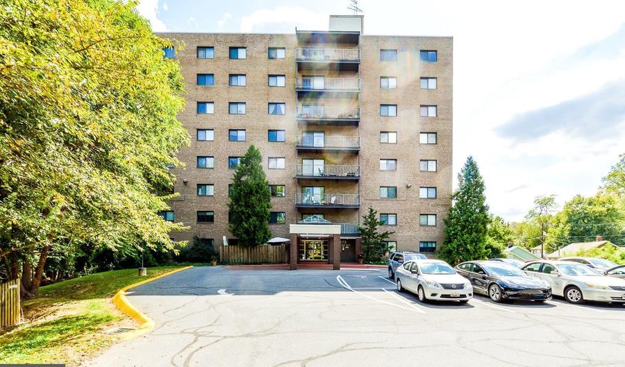 575 THAYER Ave 506, Silver Spring, MD 20910 - 2 Beds, 2 Bath