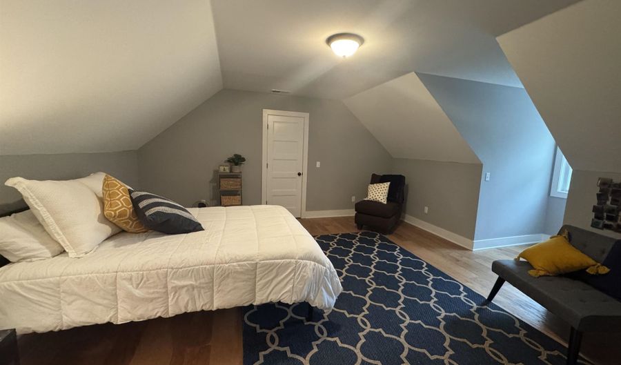 127 SYCAMORE, Adamsville, TN 38310 - 3 Beds, 3 Bath