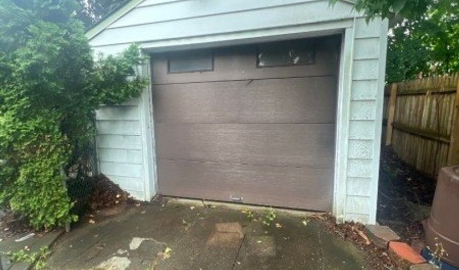18 Shelley Ct, Bergenfield, NJ 07621 - 3 Beds, 1 Bath