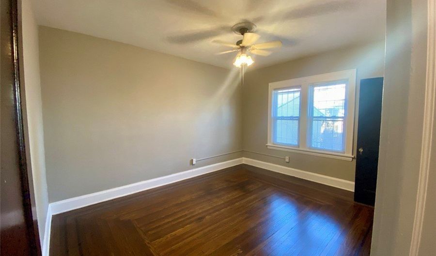 418 Crestwood Ave 1, Akron, OH 44302 - 2 Beds, 1 Bath