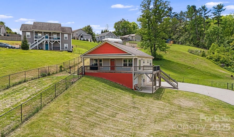 742 Old NC 20 Hwy, Alexander, NC 28701 - 3 Beds, 3 Bath