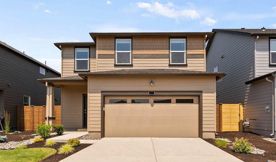61175 Splendor Ln, Bend, OR 97702 - 5 Beds, 3 Bath