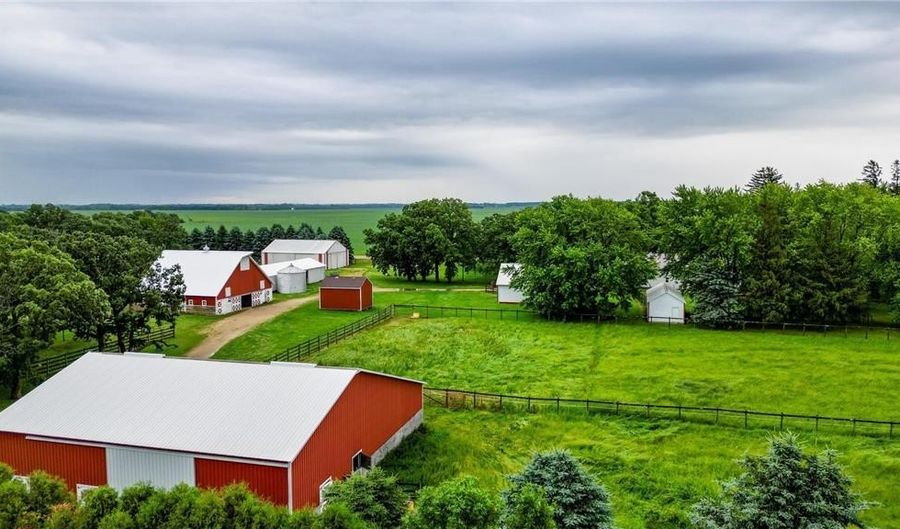 26233 555th Ave, Austin, MN 55912 - 4 Beds, 3 Bath