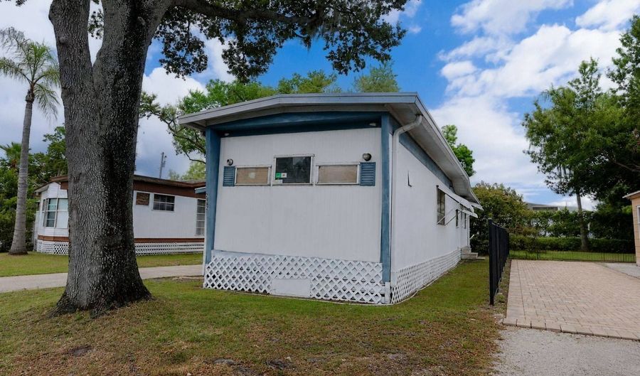 2902 Backiel Dr 800, Orlando, FL 32804 - 2 Beds, 1 Bath