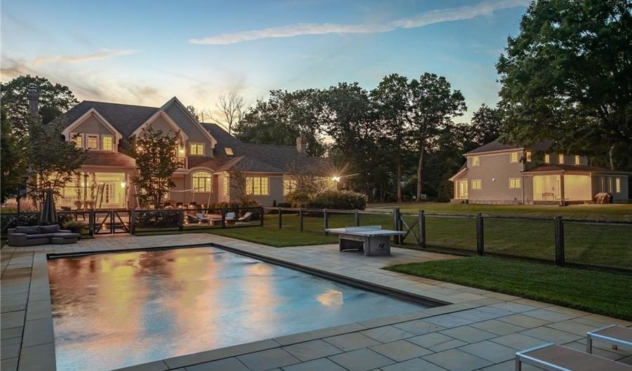 50 Kenyon Ave, East Greenwich, RI 02818 - 7 Beds, 7 Bath