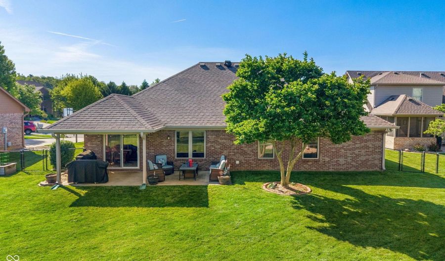 7723 Donnehan Ct, Indianapolis, IN 46217 - 4 Beds, 2 Bath