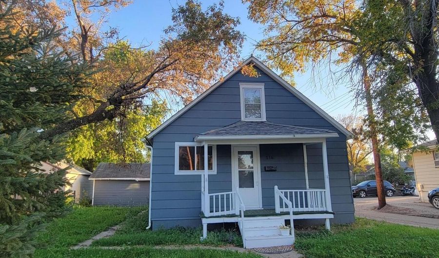 116 NE 8th Ave, Aberdeen, SD 57401 - 3 Beds, 1 Bath