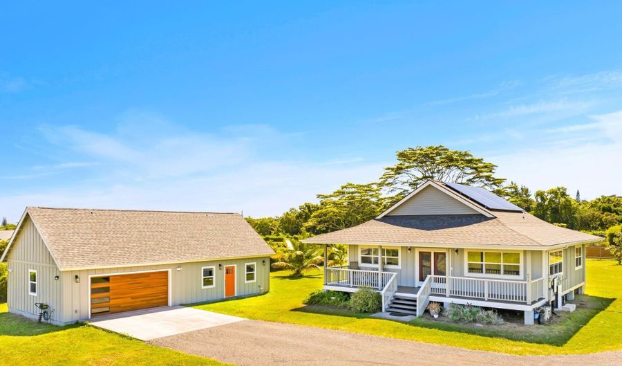 691 Auwaha St A, Haiku, HI 96708 - 3 Beds, 2 Bath