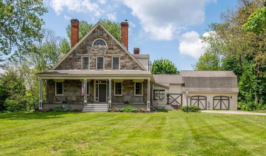 258 Main St, Charlestown, NH 03603 - 5 Beds, 3 Bath