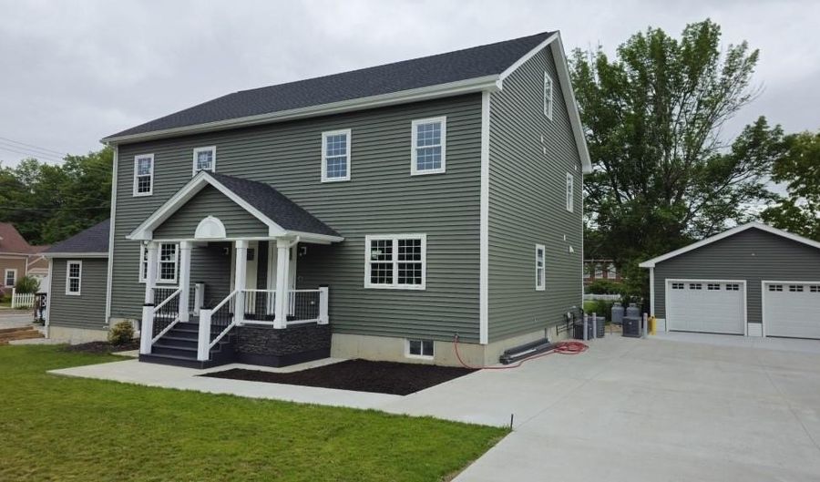 65 Oakland Ave, Burrillville, RI 02858 - 3 Beds, 3 Bath