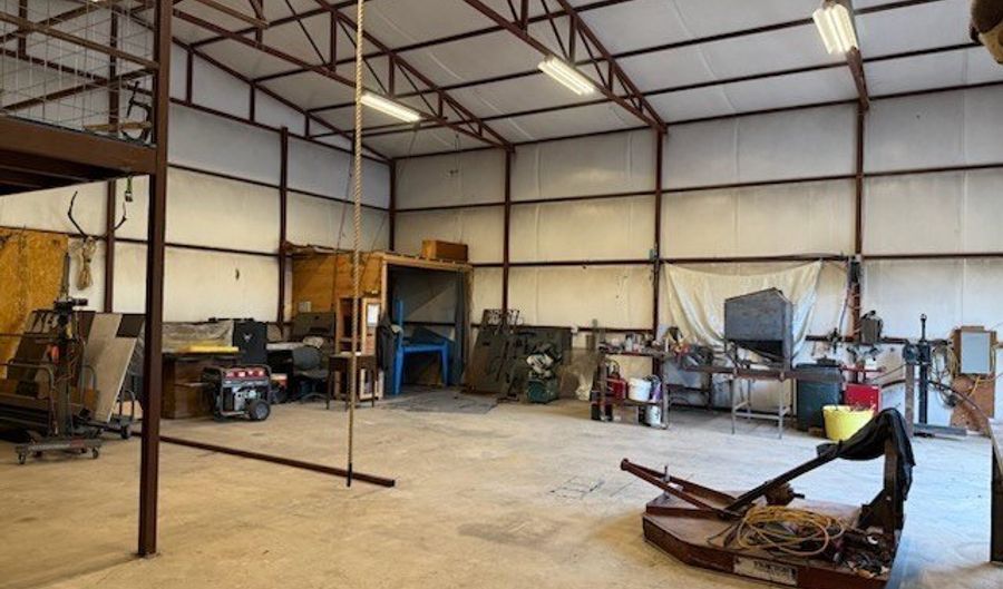 1276 County Road 1480, Alvord, TX 76225 - 3 Beds, 2 Bath