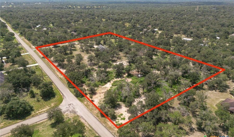 1262 Morning Glory Ln, Adkins, TX 78101 - 4 Beds, 3 Bath