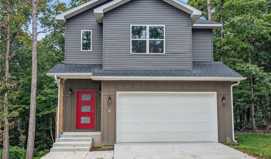 6 Duart Ln, Bella Vista, AR 72715 - 3 Beds, 3 Bath